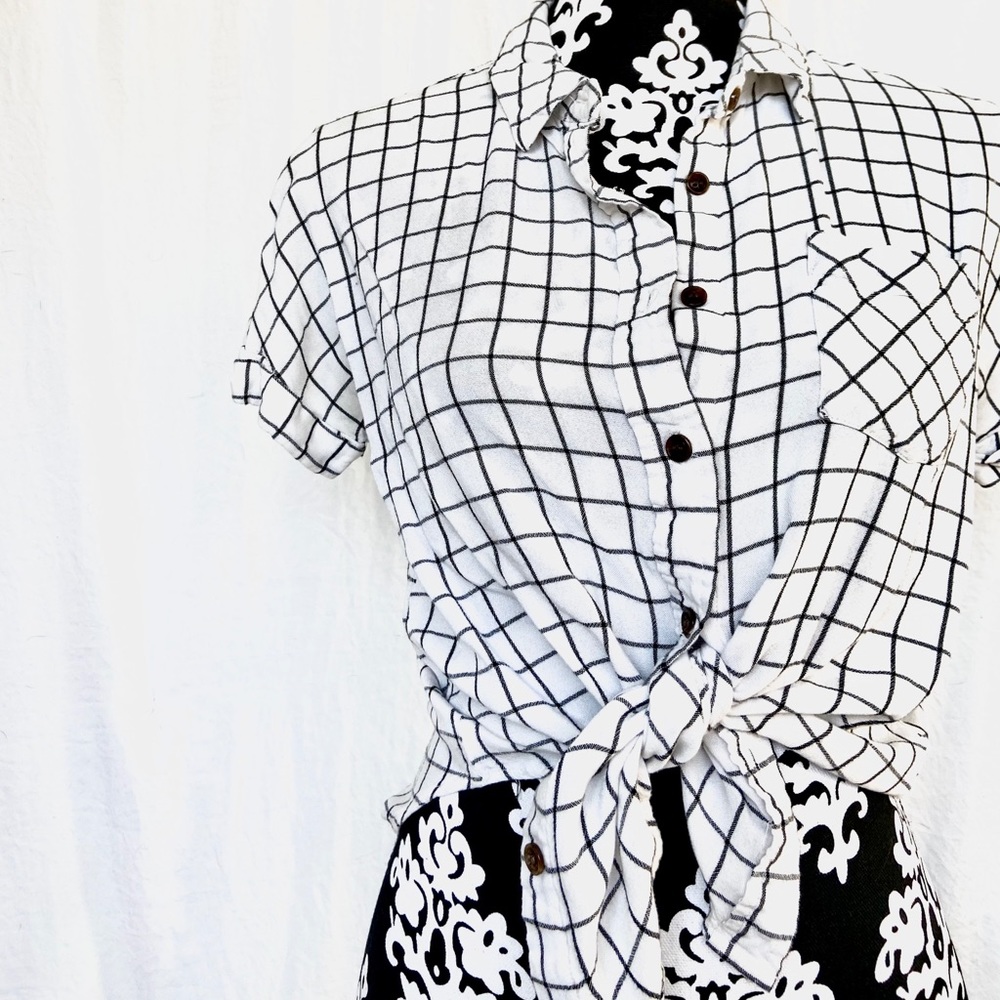 Short Sleeve Plaid Button Up Shirt